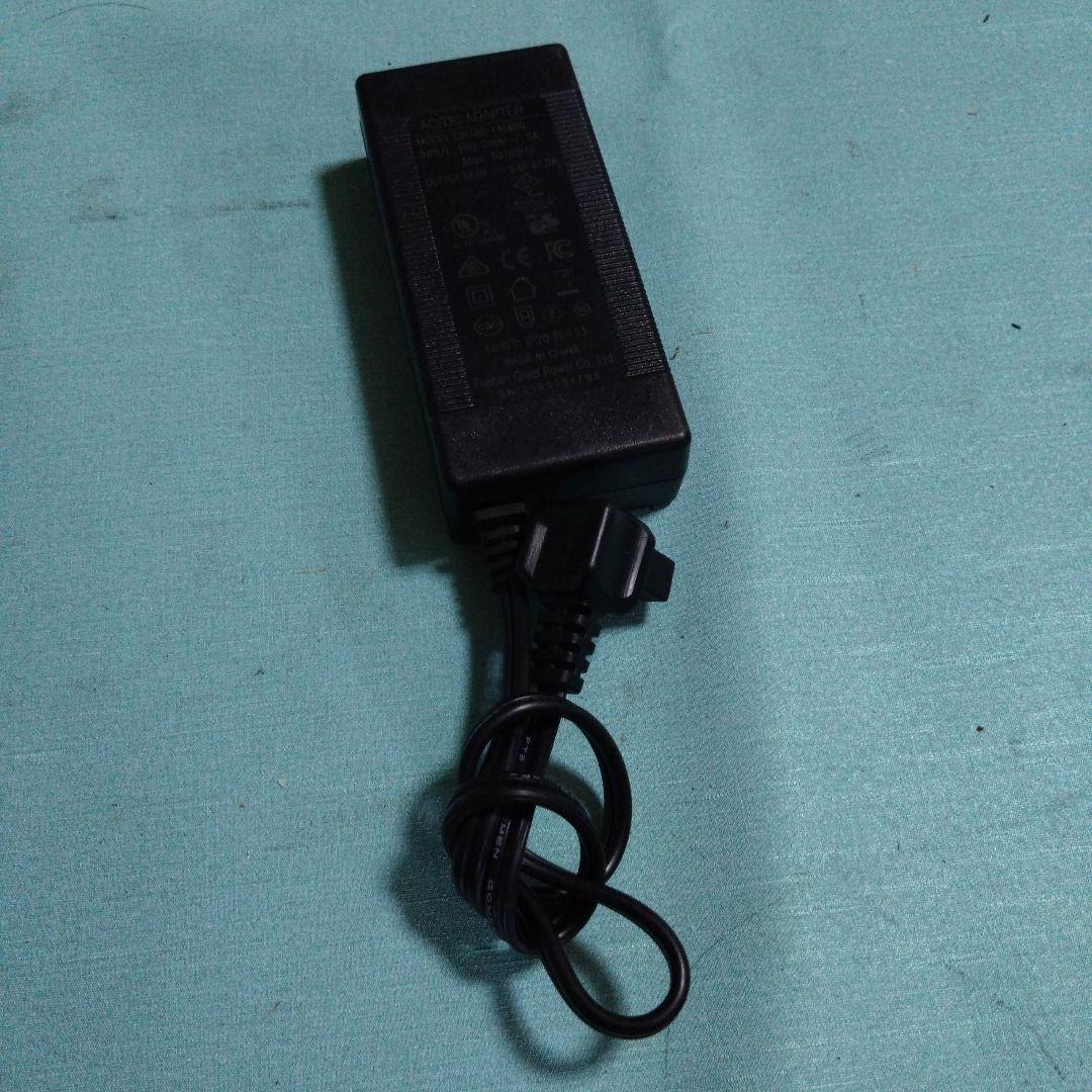 ベルソス　車載用　冷蔵冷凍庫9L　VS-CB009　AC/DC対応 ホワイト