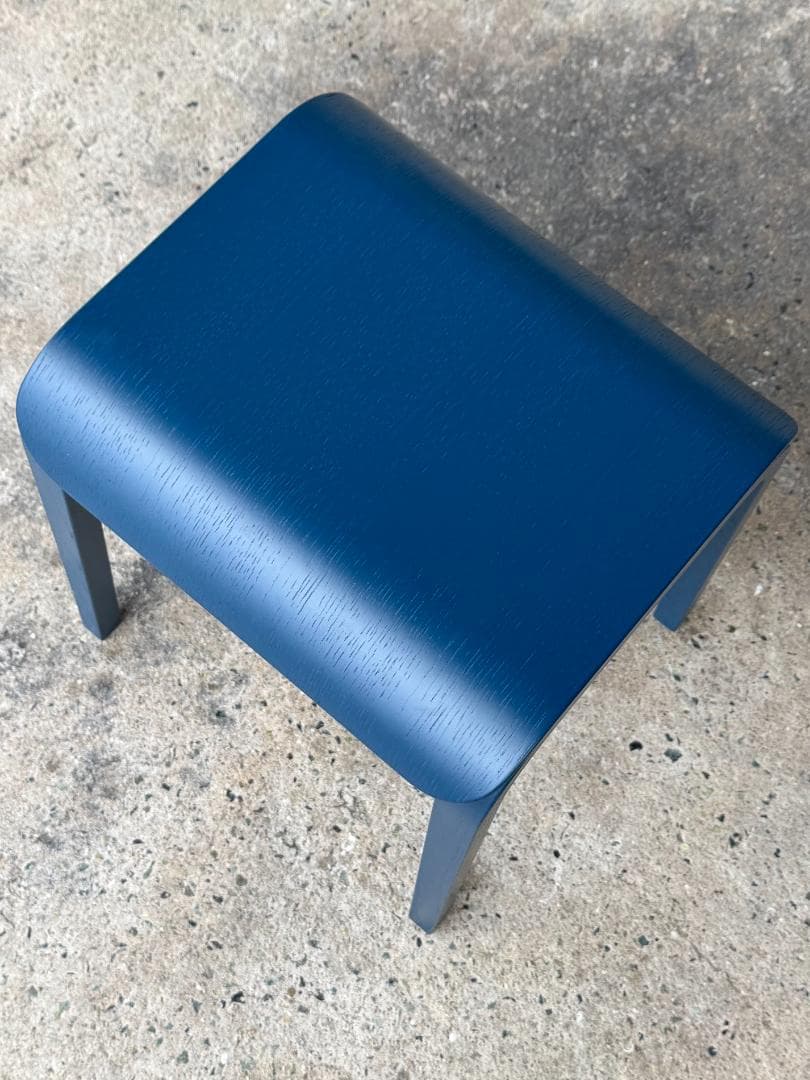 旭川家具 匠工芸 TAPEREDスツールB ロータイプ オーク 張座 ネイビー