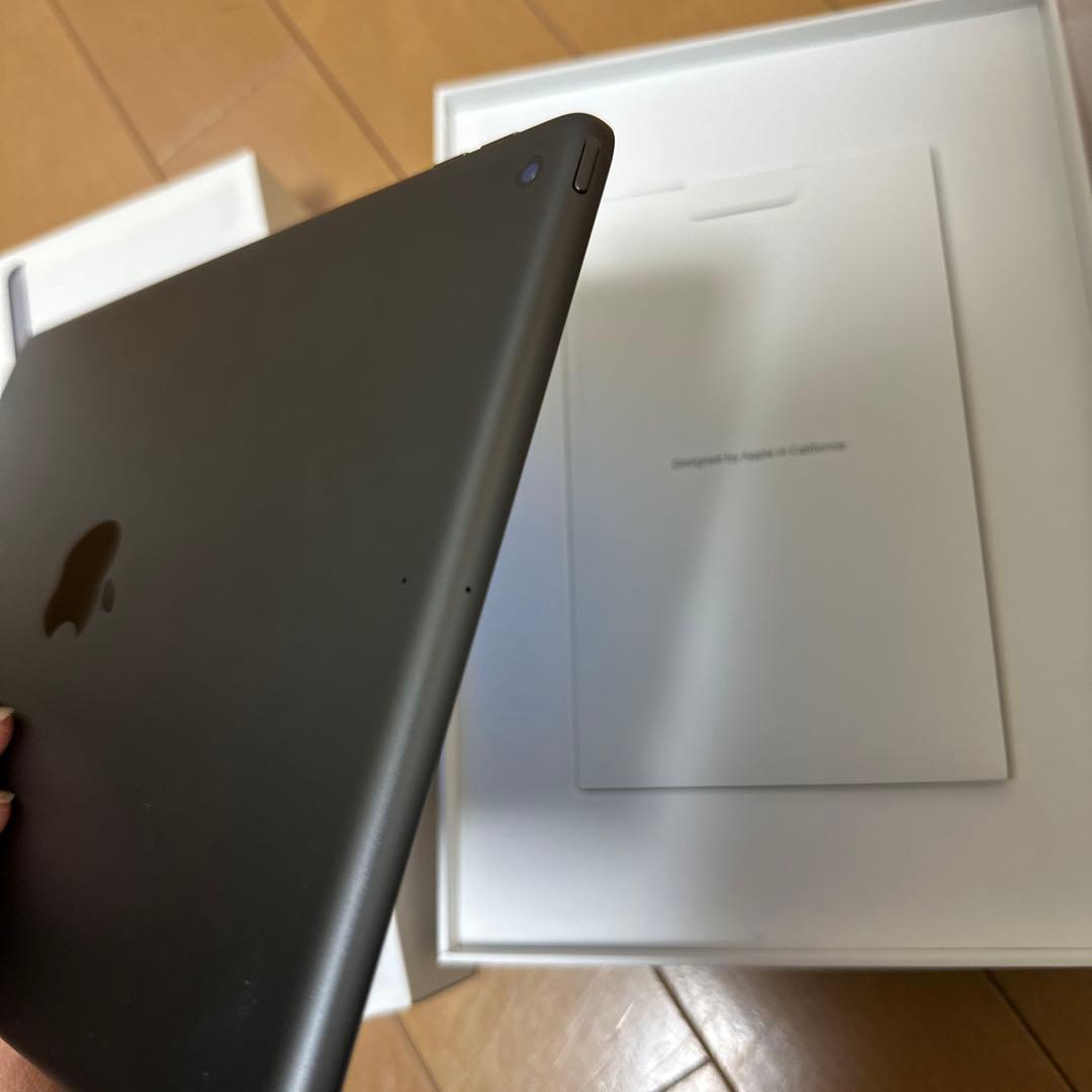 B*O様 Apple iPad (第9世代) 64GB スペースグレー