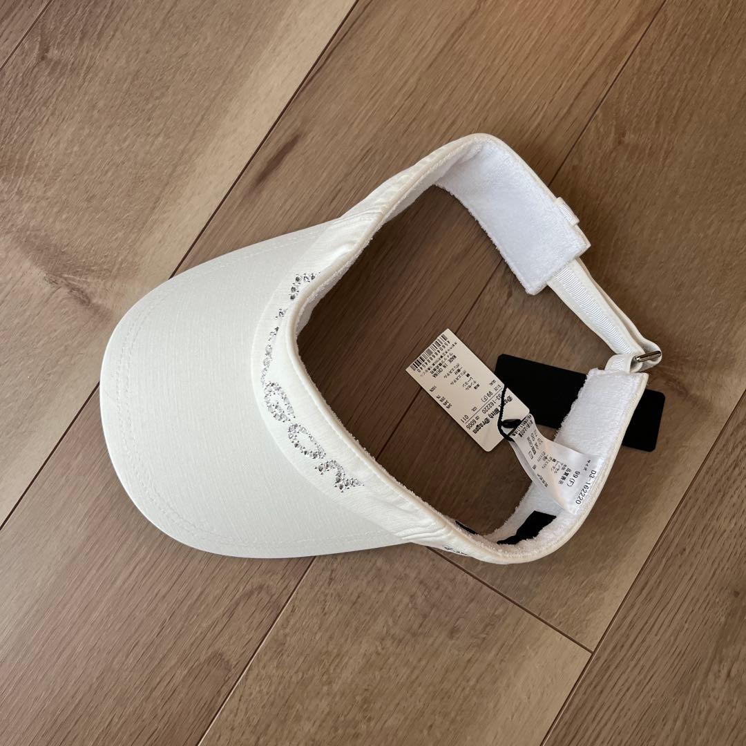 新品タグ付き　ホワイトバイザー