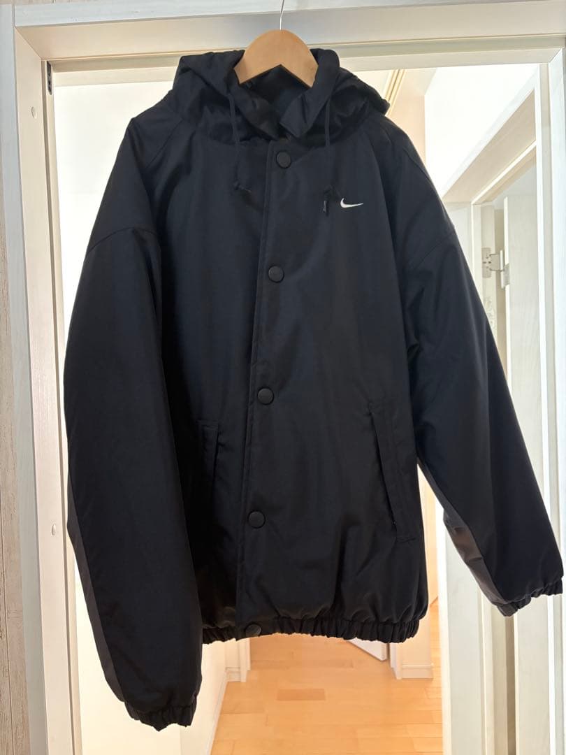 NIKE Solo swooshパファー