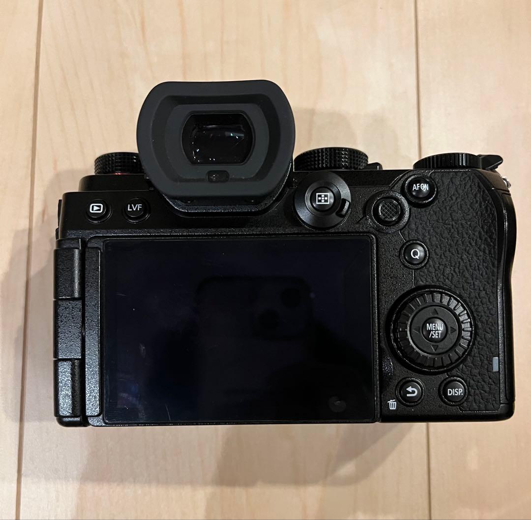 LUMIX S5 ミラーレスカメラ 本体