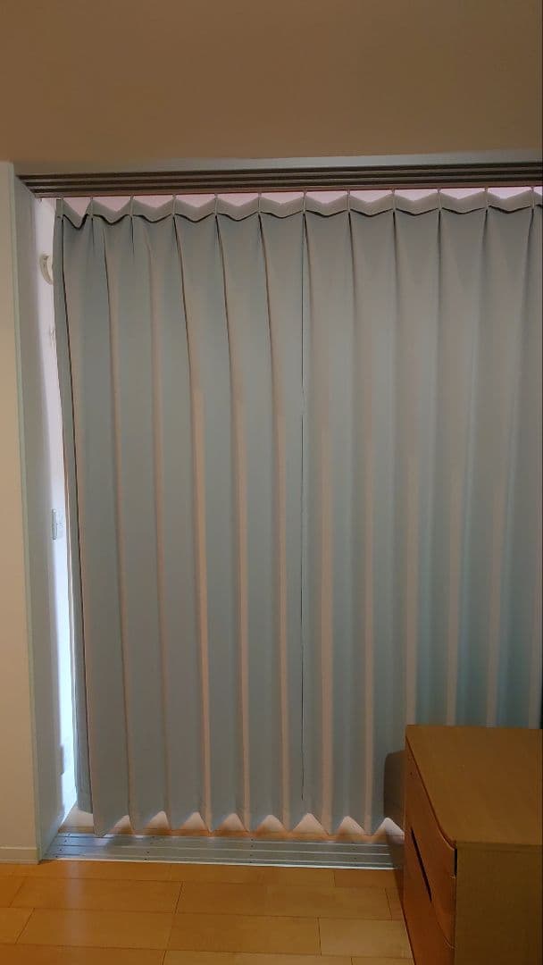 ニトリ　オーダー　裏地付遮光カーテン＋カーテンレール　幅約2.9m✕高240cm