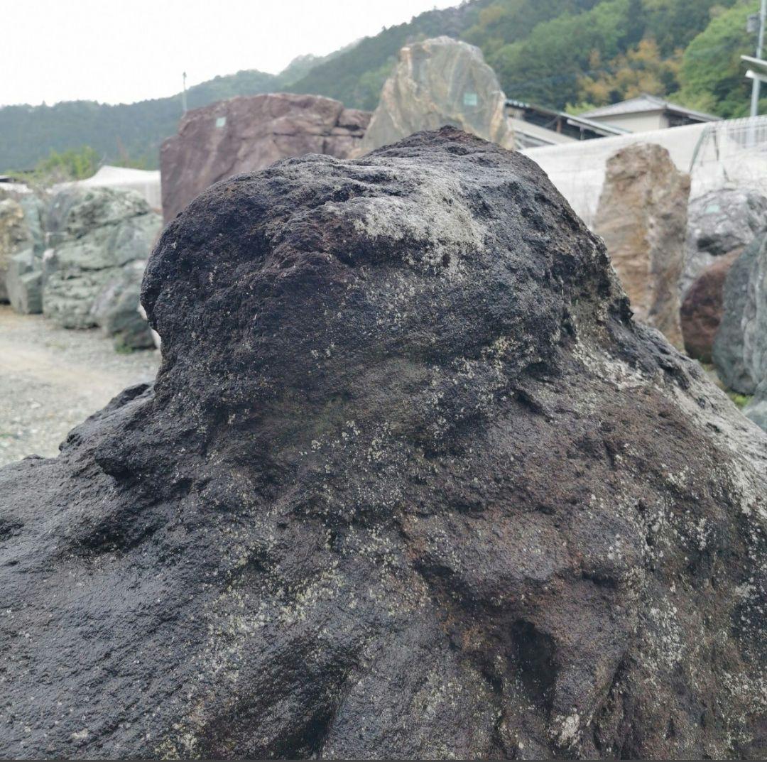 鳥海石　818キロ　庭石　石　石材 庭　坪庭　ガーデニング　置物　オブジェ