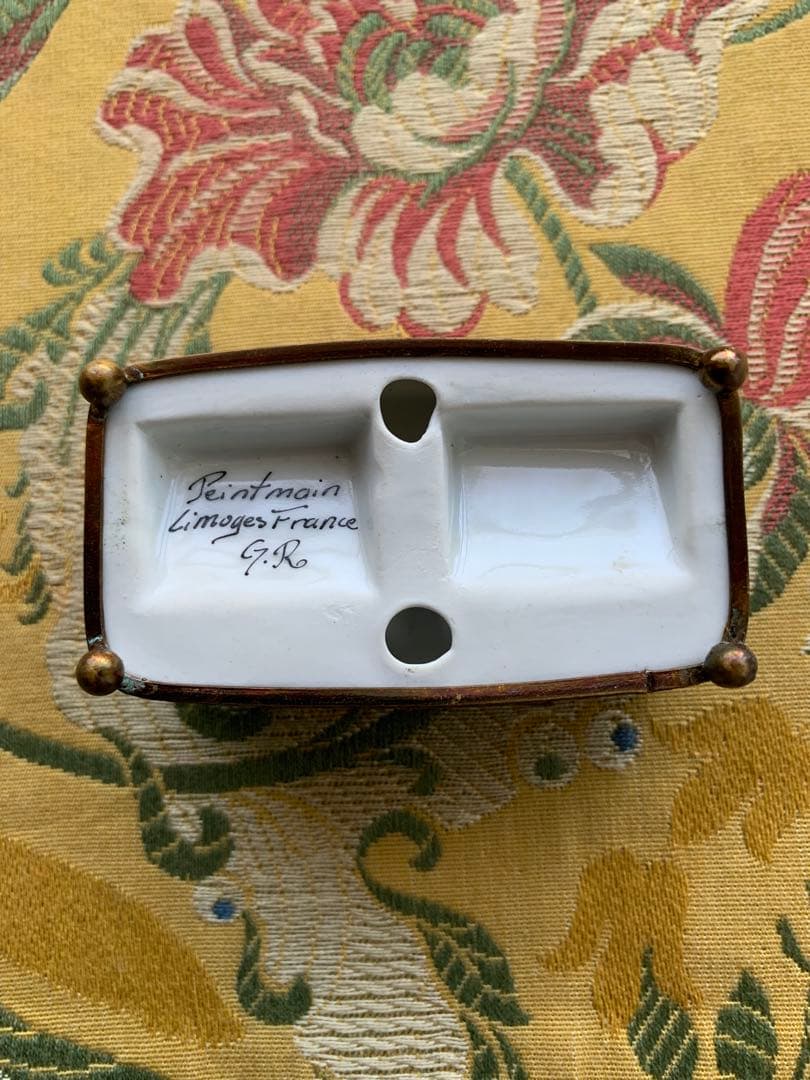 リモージュボックス　フランス製　もう絵画の芸術です！細かく描かれた風景が素敵！