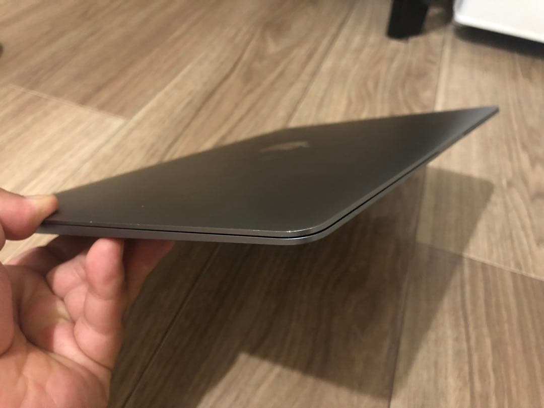 スマホ・タブレット・パソコン MACBOOK AIR M1 2020