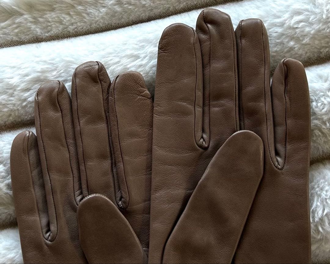 美品★エルメス シェーヌダンクルレザーグローブ グレナン 手袋 8 エトゥープ