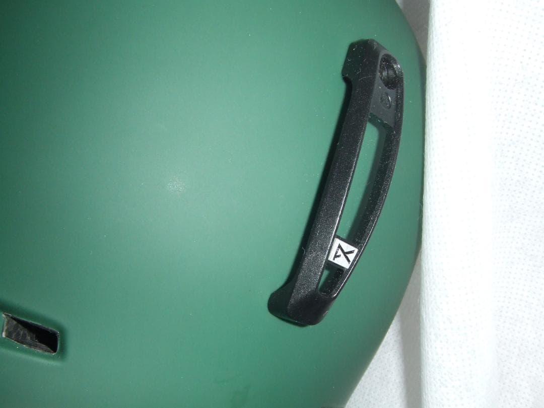 子供用ウィンタースポーツ用 ヘルメット ：　52～55cm・Burner