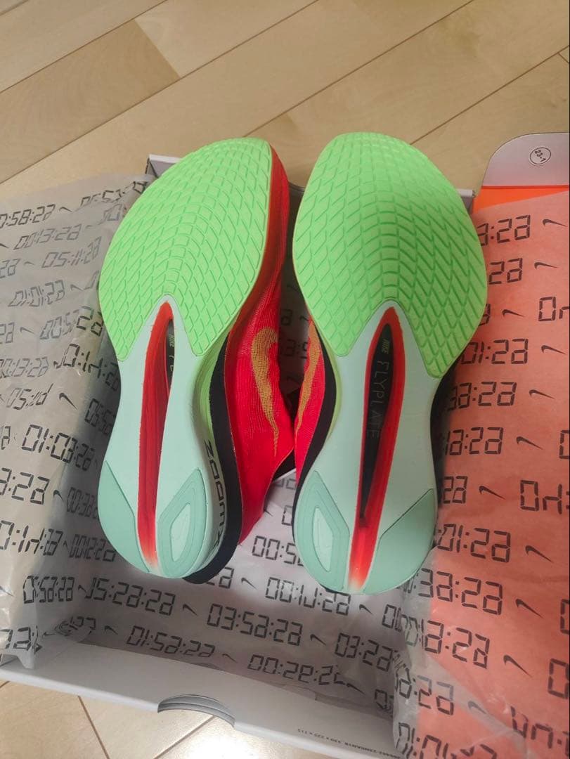 スパイク・シューズ NIKE ZOOMX VAPORFLY NEXT%4 27.5cm