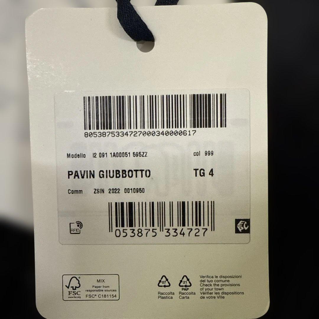 【よーすけ】MONCLER 正規店 未使用 PAVIN size:4