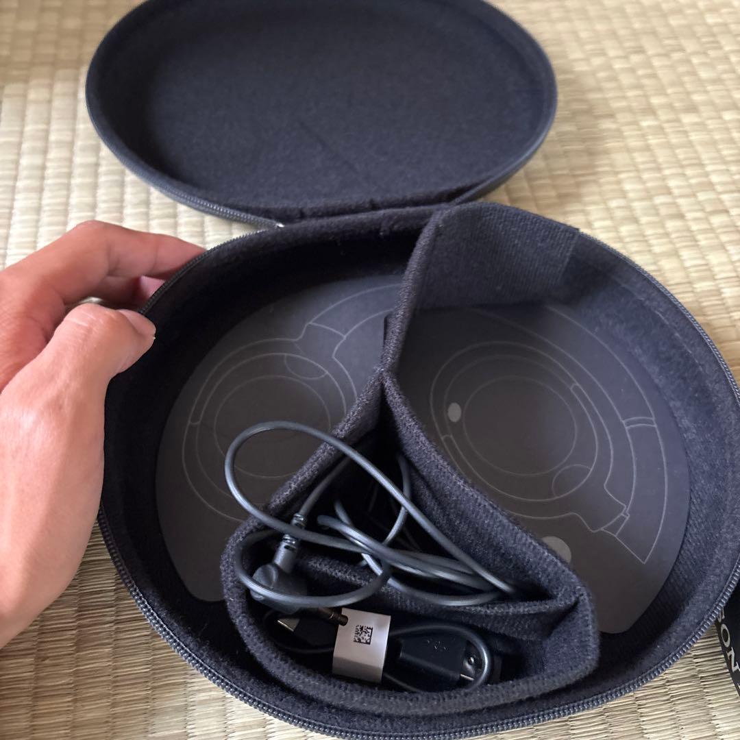 ワイヤレスヘッドホン ブラック