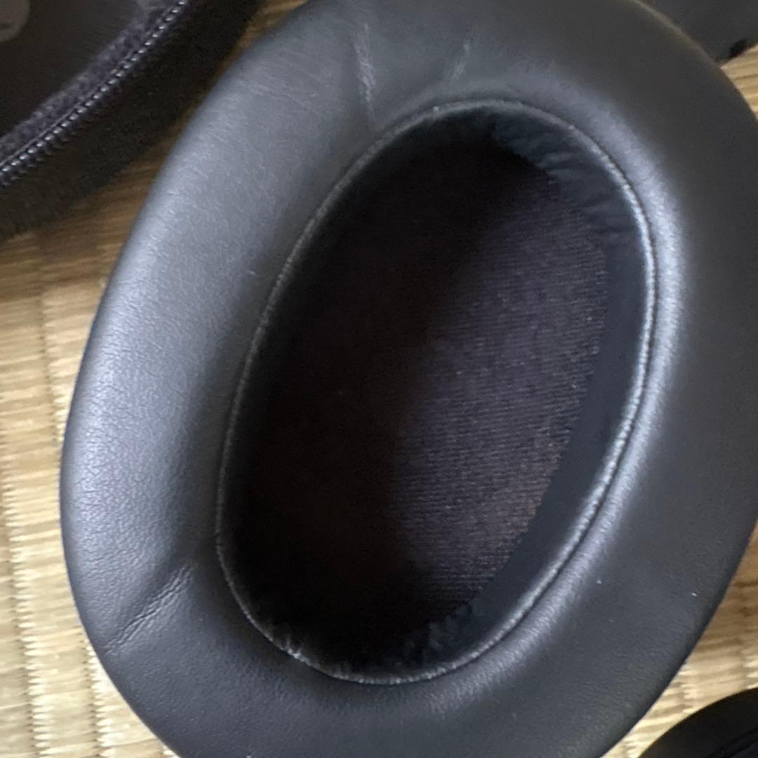 ワイヤレスヘッドホン ブラック