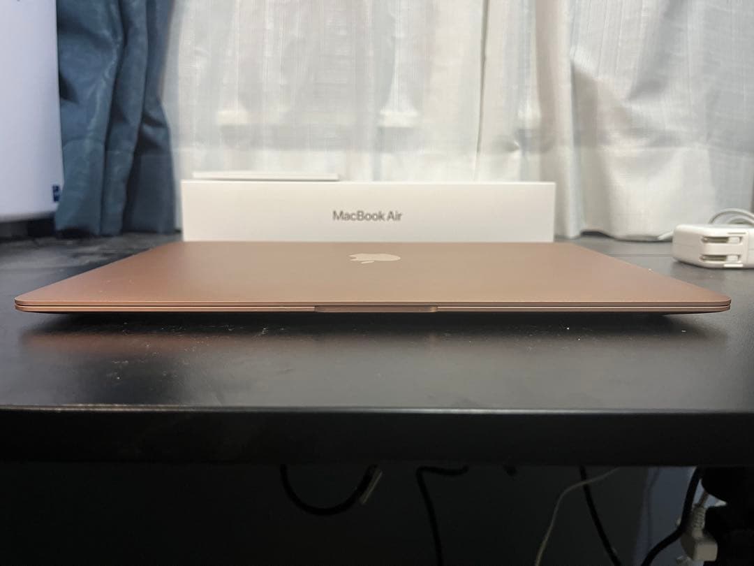 MacBook Air M1 (2020) 256GB メモリ8GB