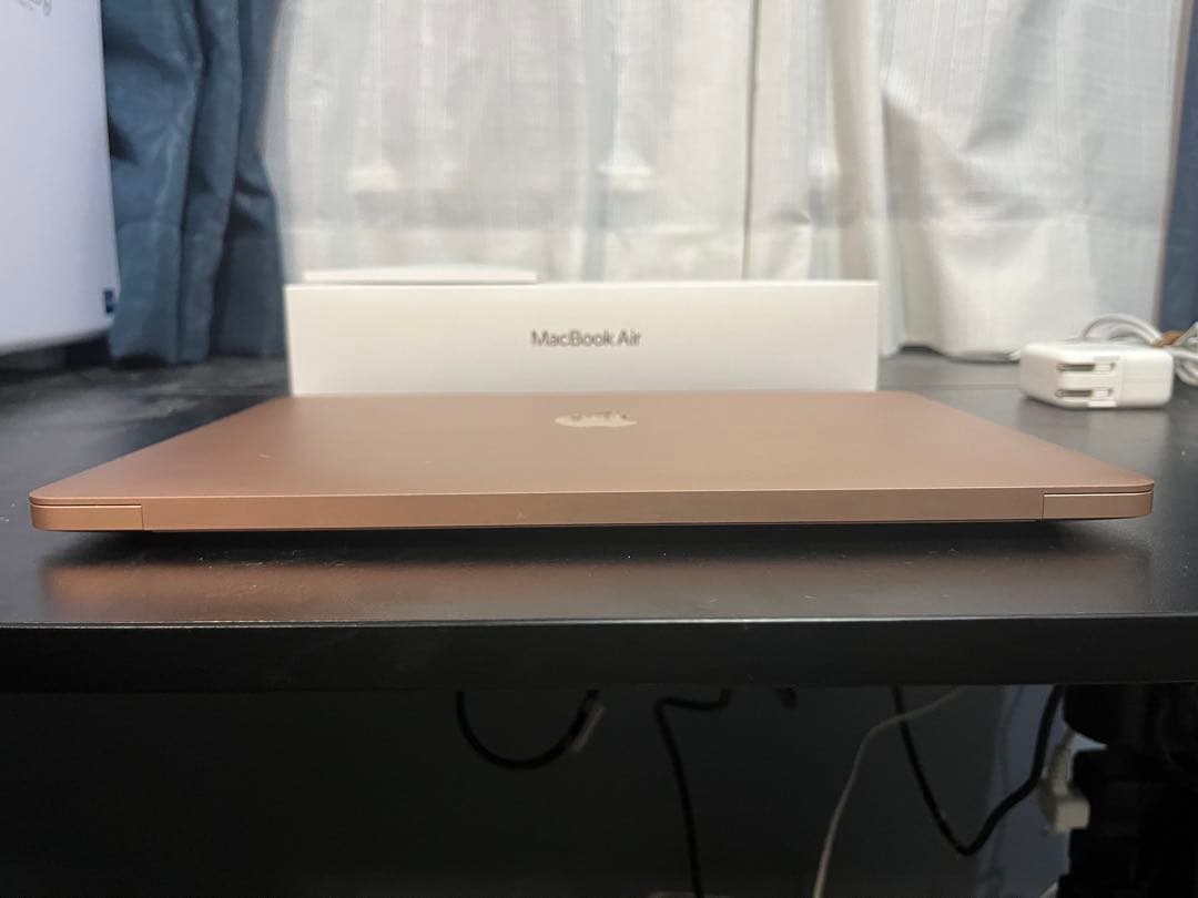 MacBook Air M1 (2020) 256GB メモリ8GB