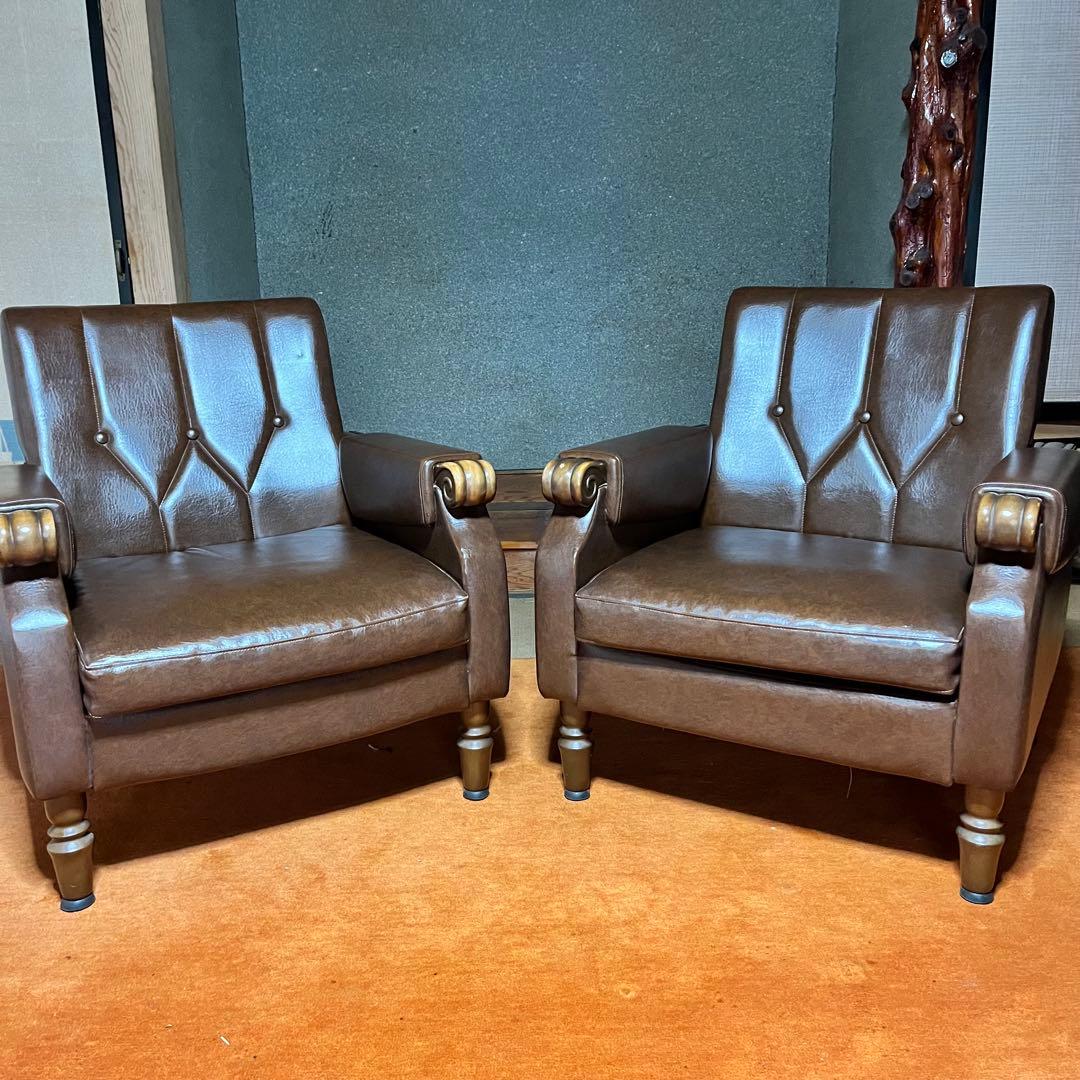 1人掛けソファー　アームレスト付き　①