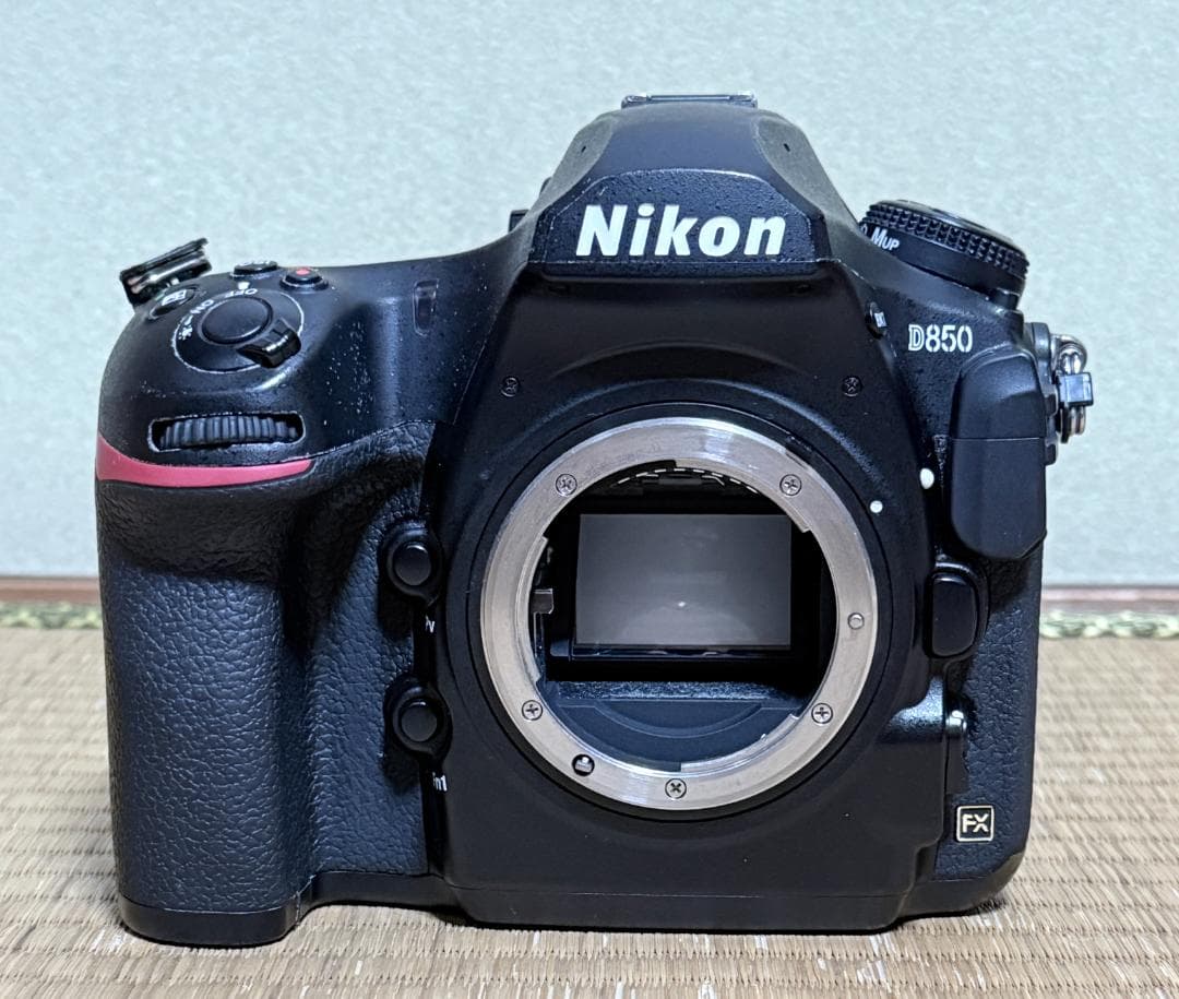 な*ん様 48,114ショット 美品 Nikon D850 デジタル一眼レフカメ