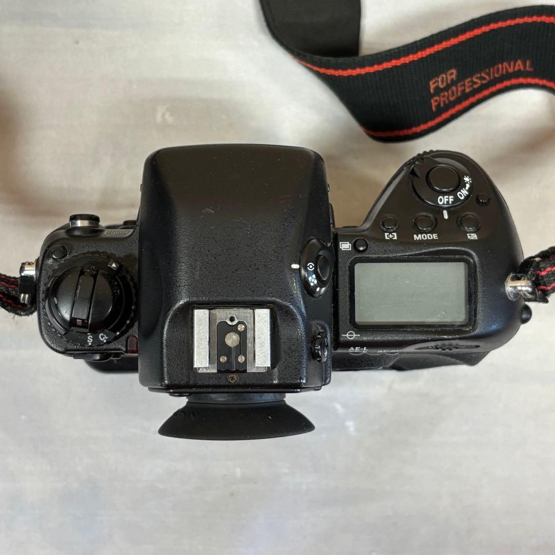 Nikon F5 一眼レフカメラ　ニコン