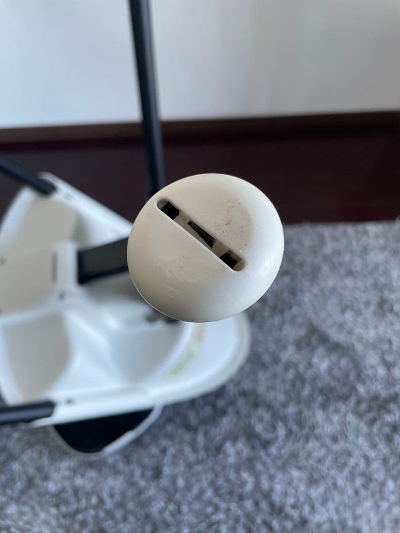 BABYBJÖRN ハイチェア ホワイト/ブラック（ハーネスなし）ベビービョルン