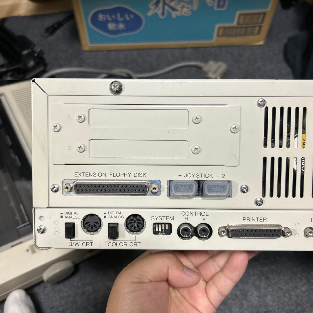 SHARP MZ-2500 通電済み