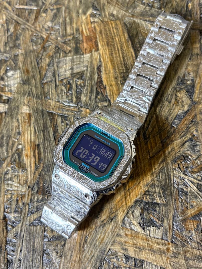 【美品】G-SHOCK GW-B5600 フルメタルカスタム　ペイズリー柄