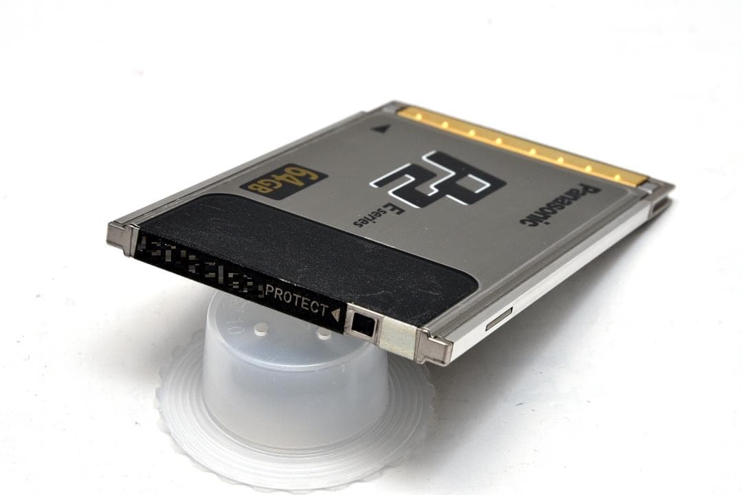 パナソニック メモリーカード　Panasonic AJ-P2E064XG　64G