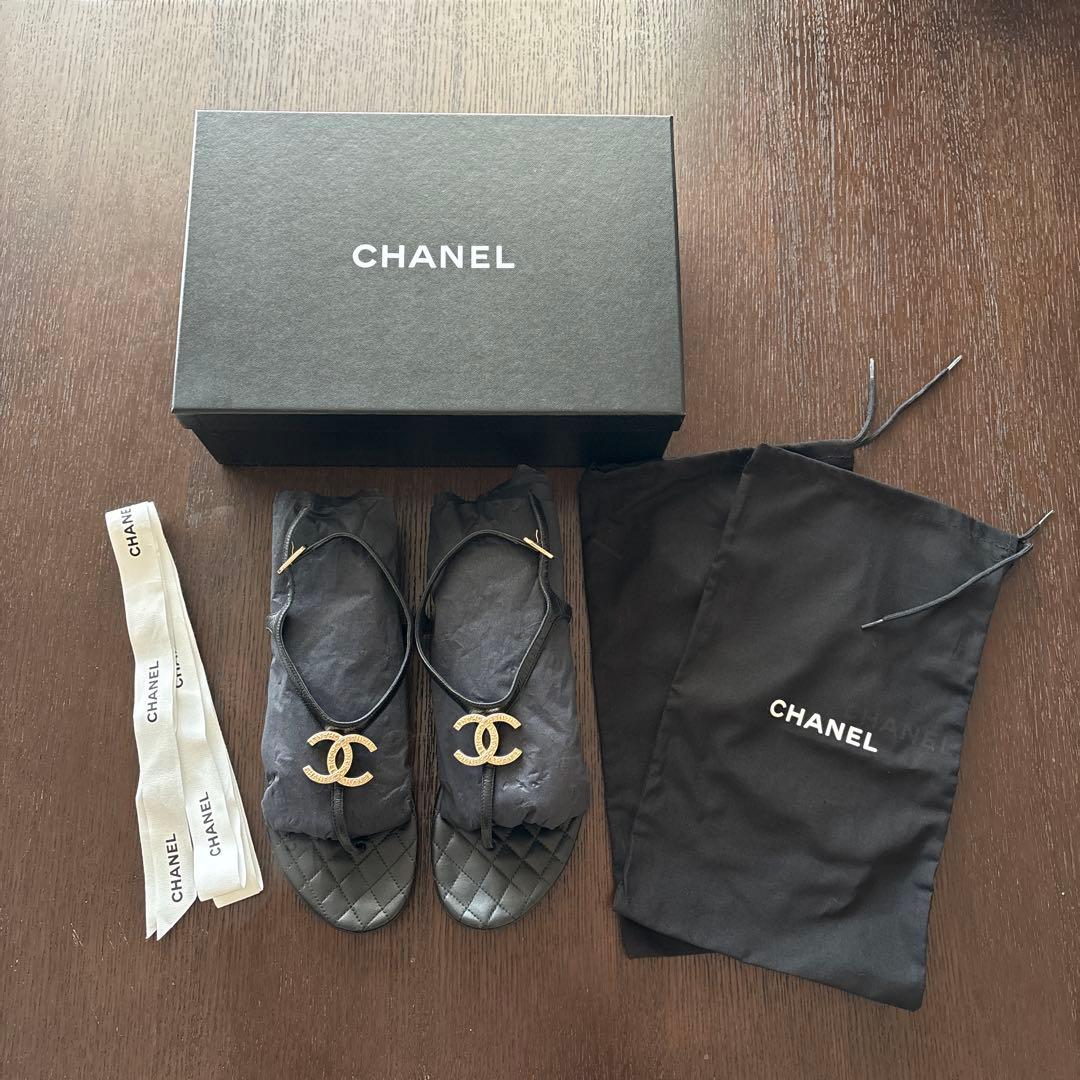 CHANEL キルティングサンダル 38.5 黒 ココマーク ゴールド