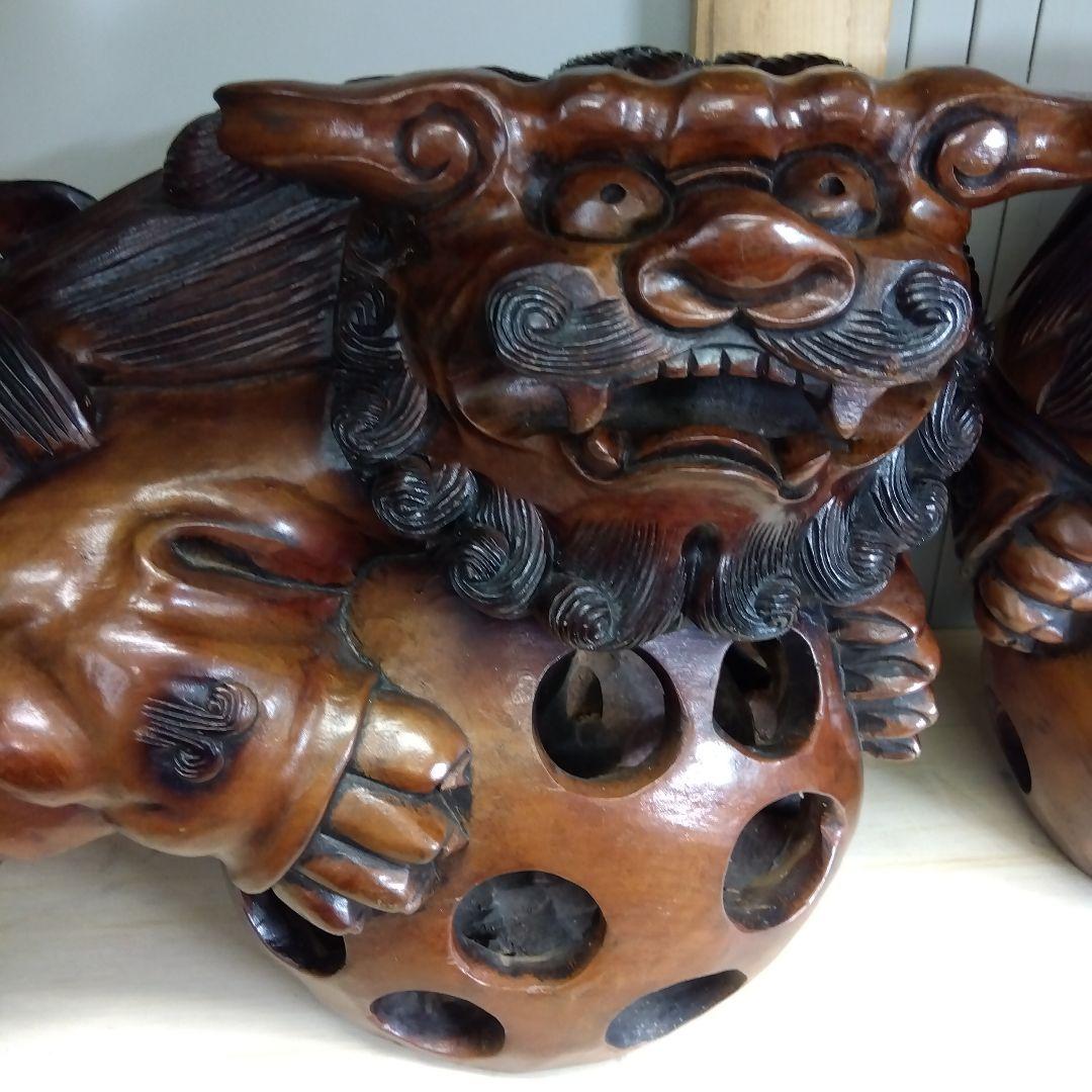 木製玉乗り獅子彫刻 　左玉乗り　②　厄除け