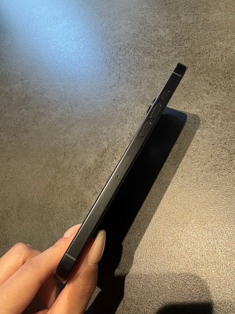 iPhone 16Pro Max 256GB 超美品 画面割れ SIMフリー