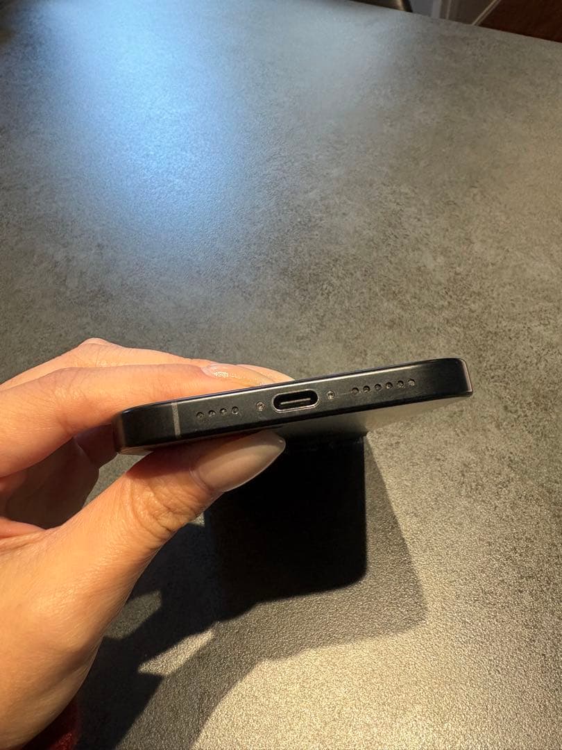 iPhone 16Pro Max 256GB 超美品 画面割れ SIMフリー