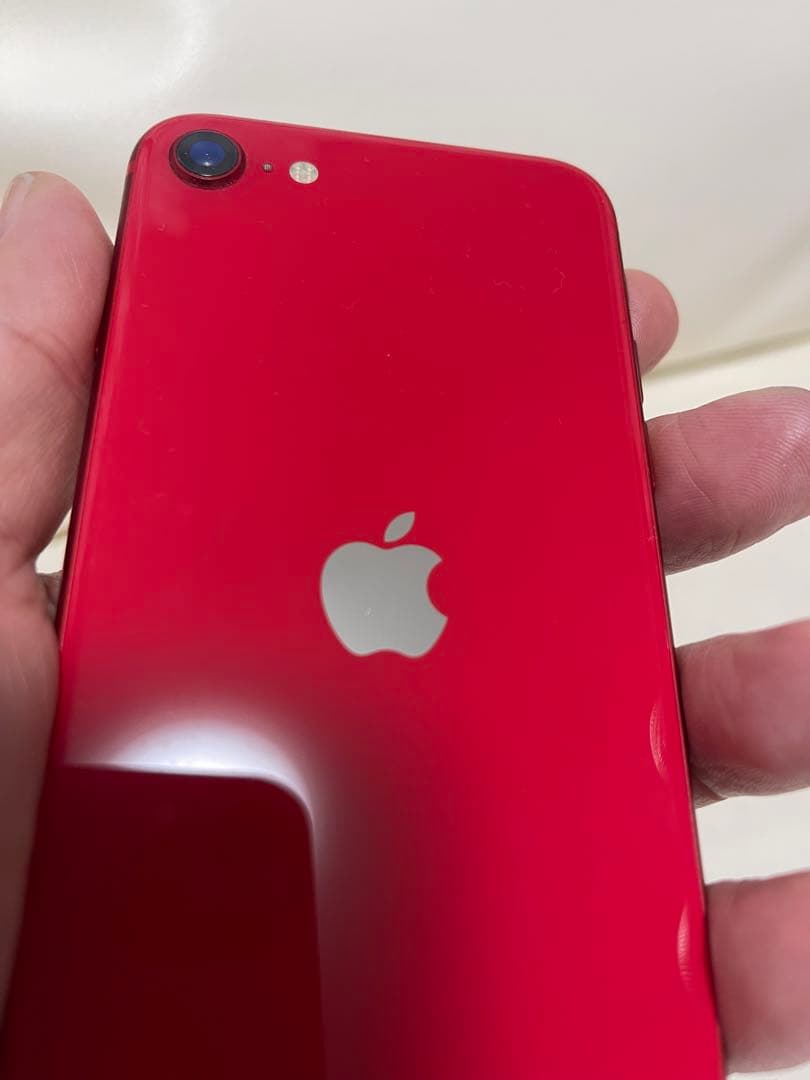 iPhone SE 第二世代 64GB 美品 バッテリー容量100%