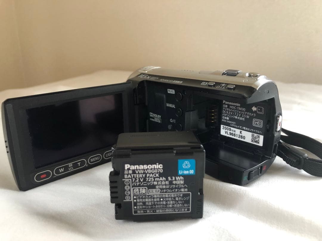 【美品】パナソニック HDC-TM30 デジタルハイビジョンビデオカメラ