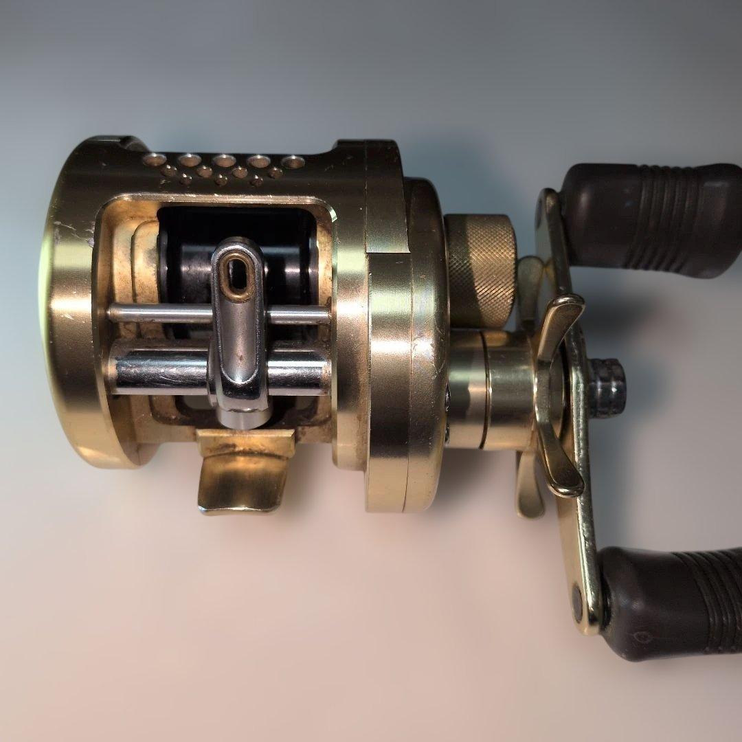 シマノ01カルカッタコンクエスト 101