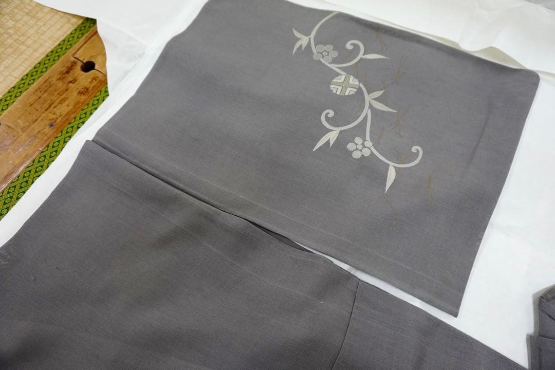 ね*子様 夏物グレー地色の付下げ