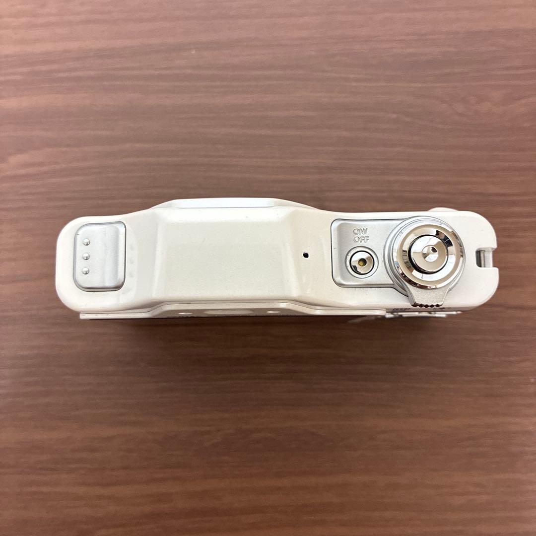 【ペンタックス】PENTAX I-10 コンパクトデジタルカメラ レトロ 白