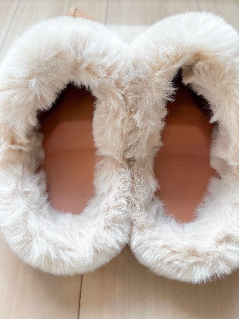 お値下げ中 Racbaki ファーサボ M ベージュ 姿勢矯正 美脚 足痩せ