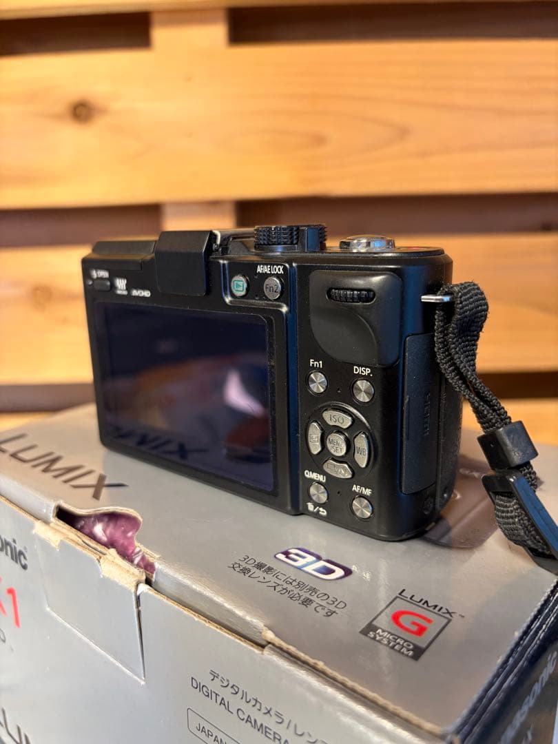 LUMIX GX1 ミラーレス一眼 ブラック　中古