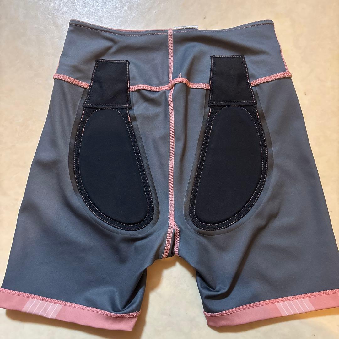 『正規品』SIXPAD お尻トレーニングショートパンツ ピンク