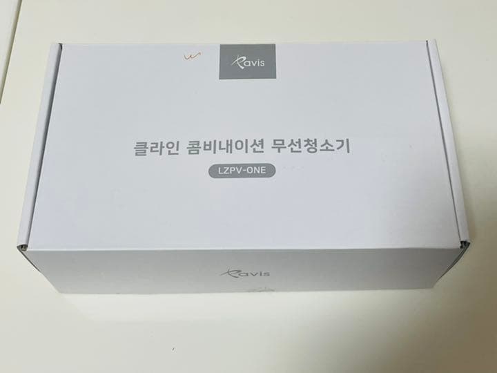 脱出用ツール付きハンディ掃除機！超軽量なのにパワフル！8000Paの吸引力！