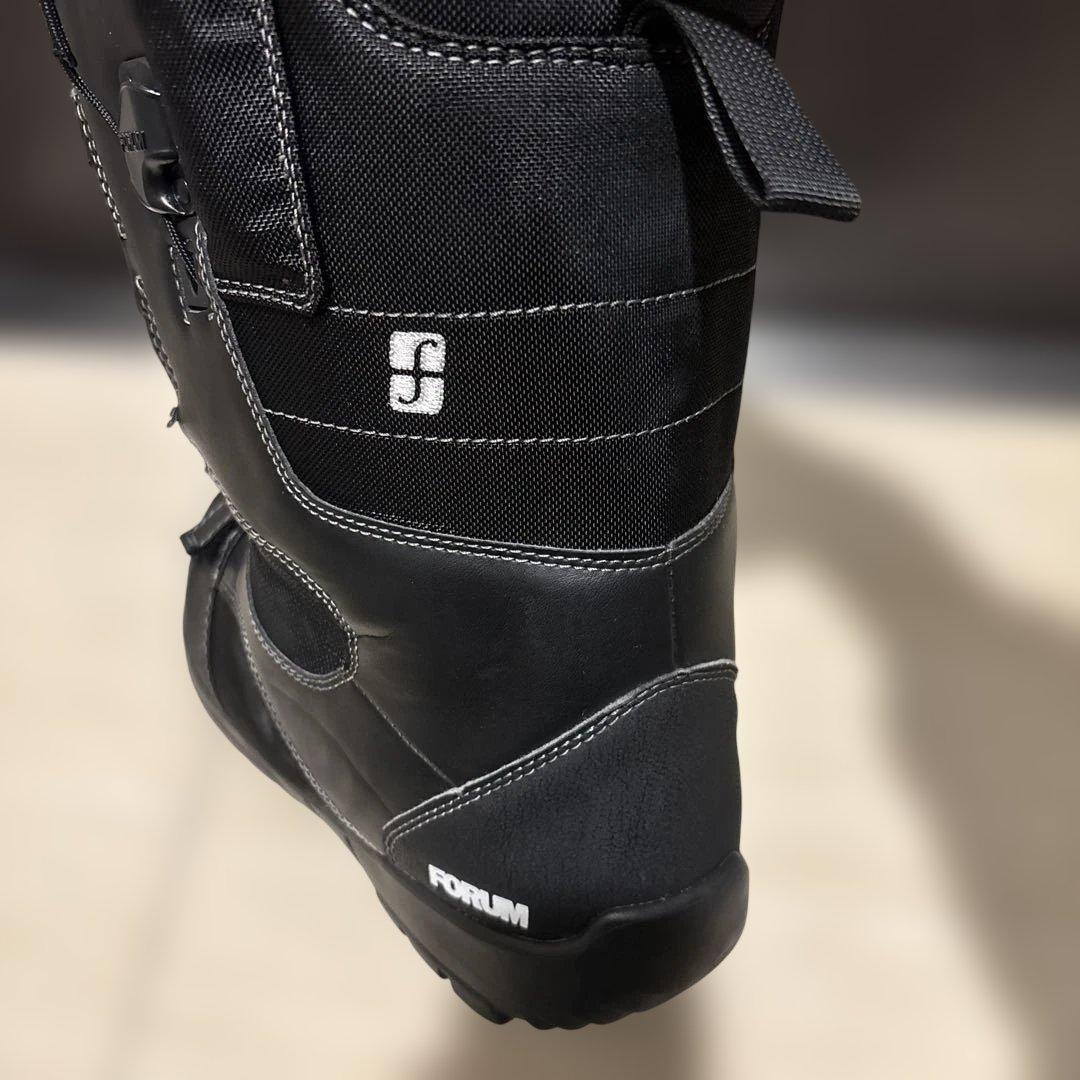 【FORUM】スノーボード　ブーツ　28センチ　ブラック