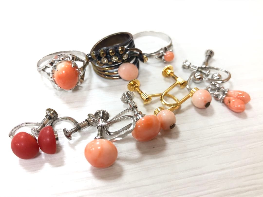 珊瑚アクセサリーなどまとめて26点