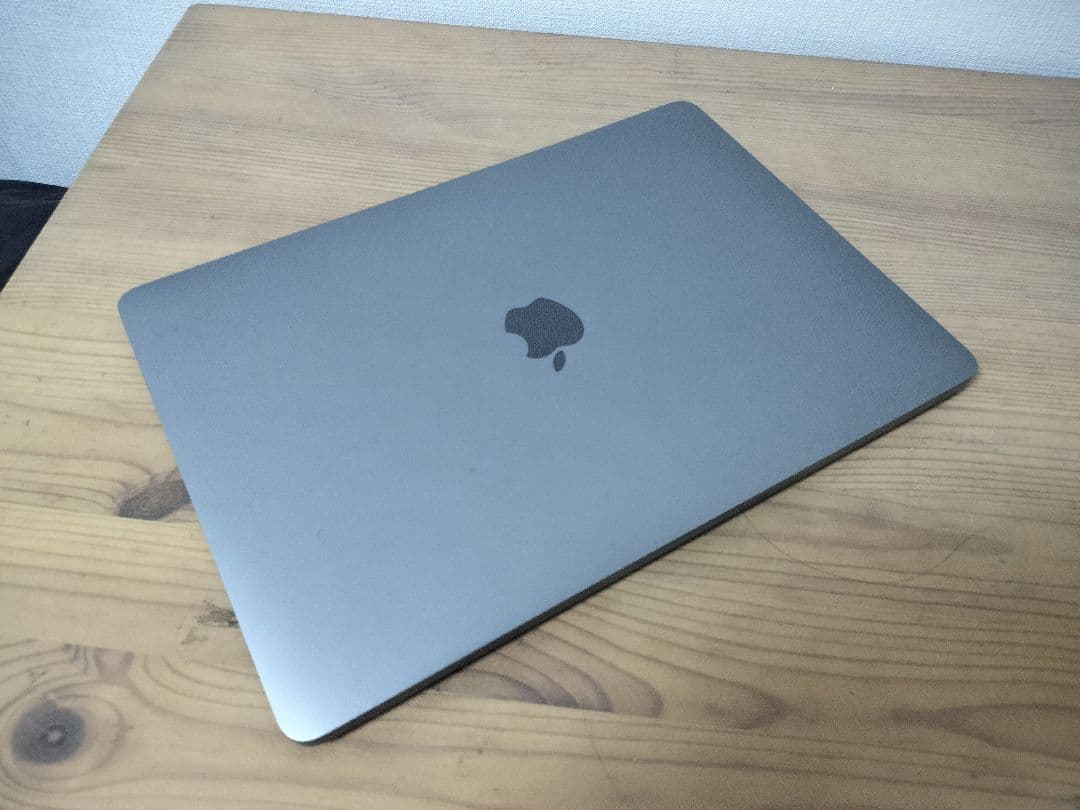 美品MacBook Pro 2020 M1 8GB 250GB