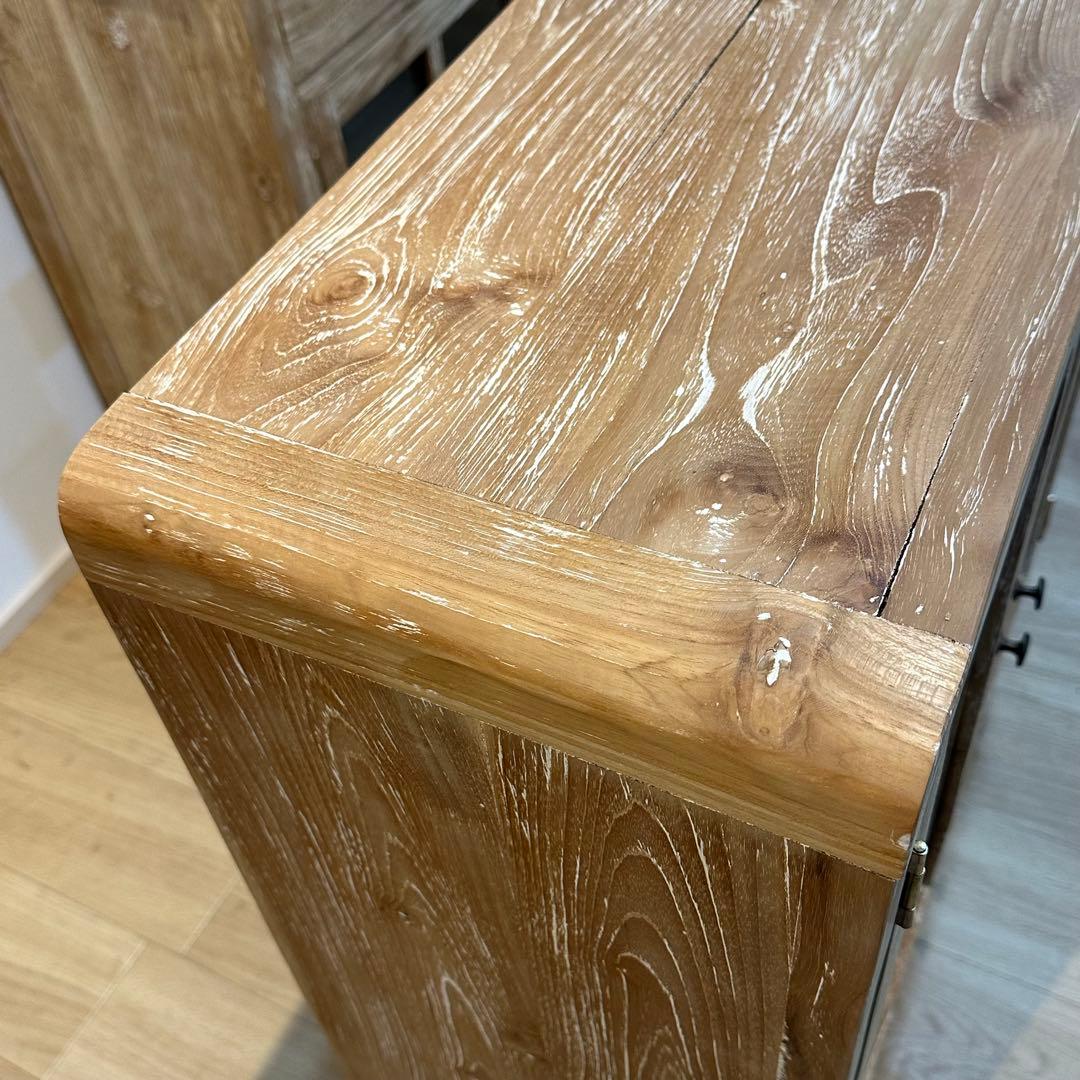 【訳ありチークガラス扉キャビネットw70×d30×h85cm 通常132,000