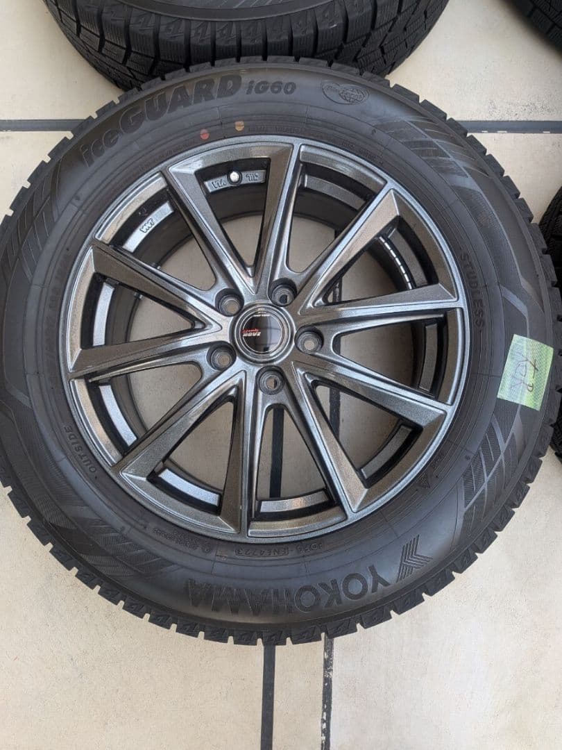 ヨコハマ 　225/60R17 タイヤ・ホイールセット