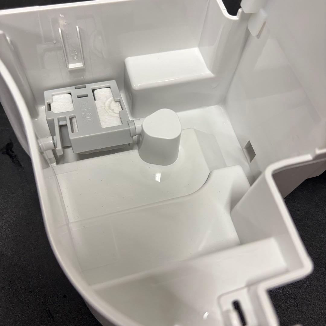 37　加湿空気清浄機　SHARP　23畳対応　24年製　送料無料　KC-R50