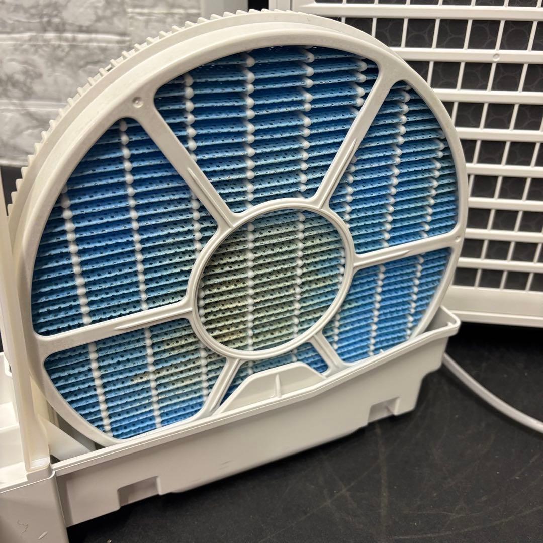 37　加湿空気清浄機　SHARP　23畳対応　24年製　送料無料　KC-R50