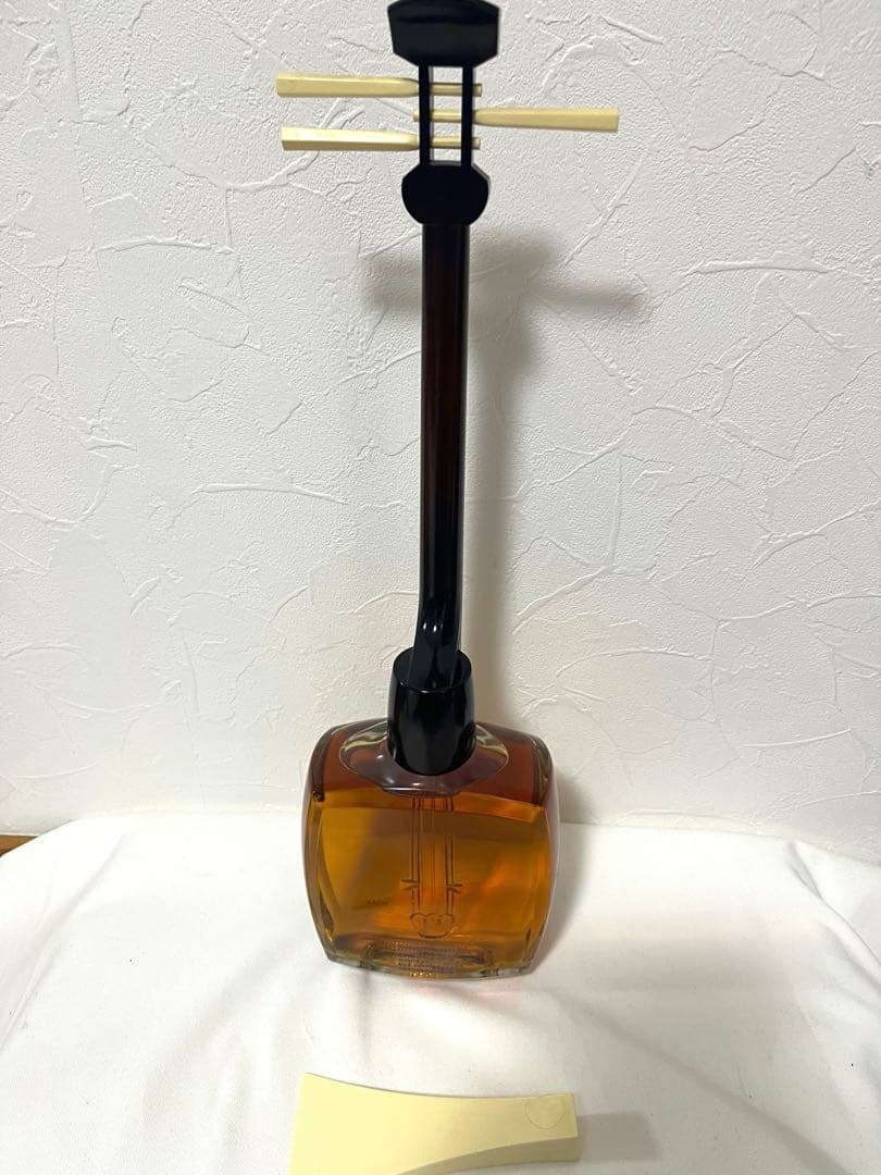 【値下・未開封】サントリー 楽器シリーズ　ウイスキー 三味線型ボトル 【古酒】