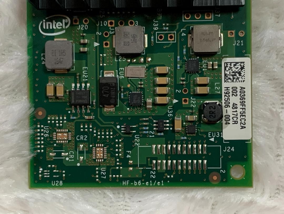 Intel X550-T1 10GbE ネットワーク カード - 高速。