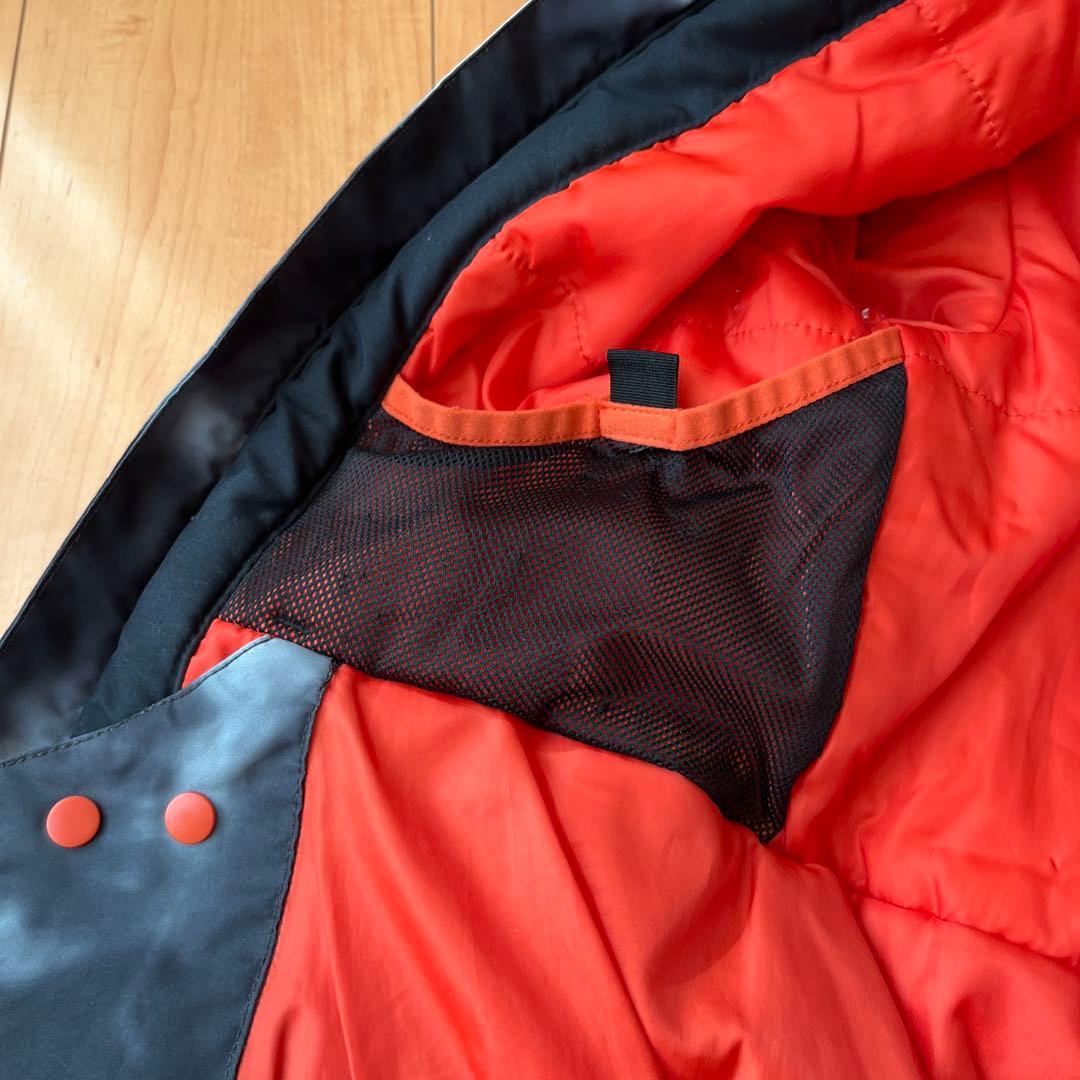 QUICKSILVERスキーウエア　スノーボードウェア　キッズ　子供用ウエア