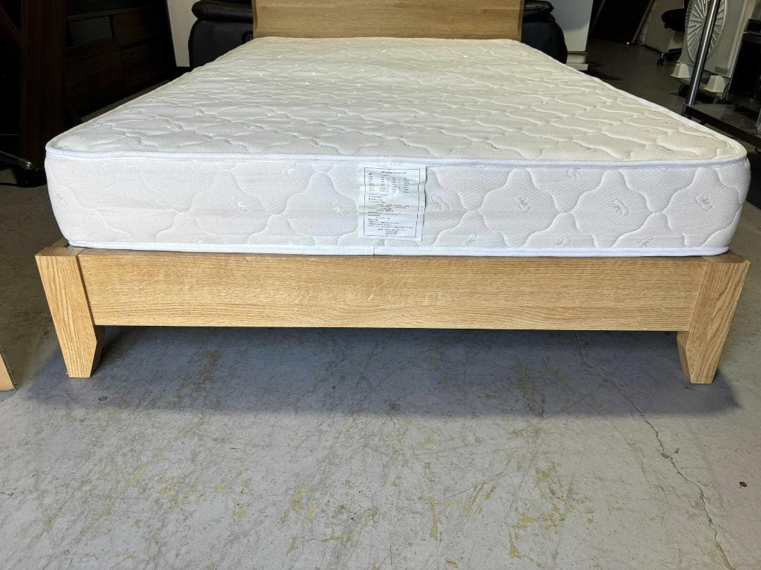 三幸コーポレーション セミダブルベッド、20cm マット 幅120cm Used