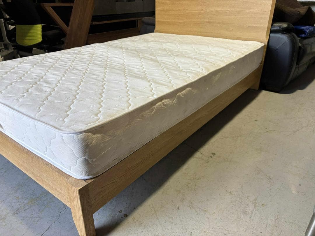 三幸コーポレーション セミダブルベッド、20cm マット 幅120cm Used